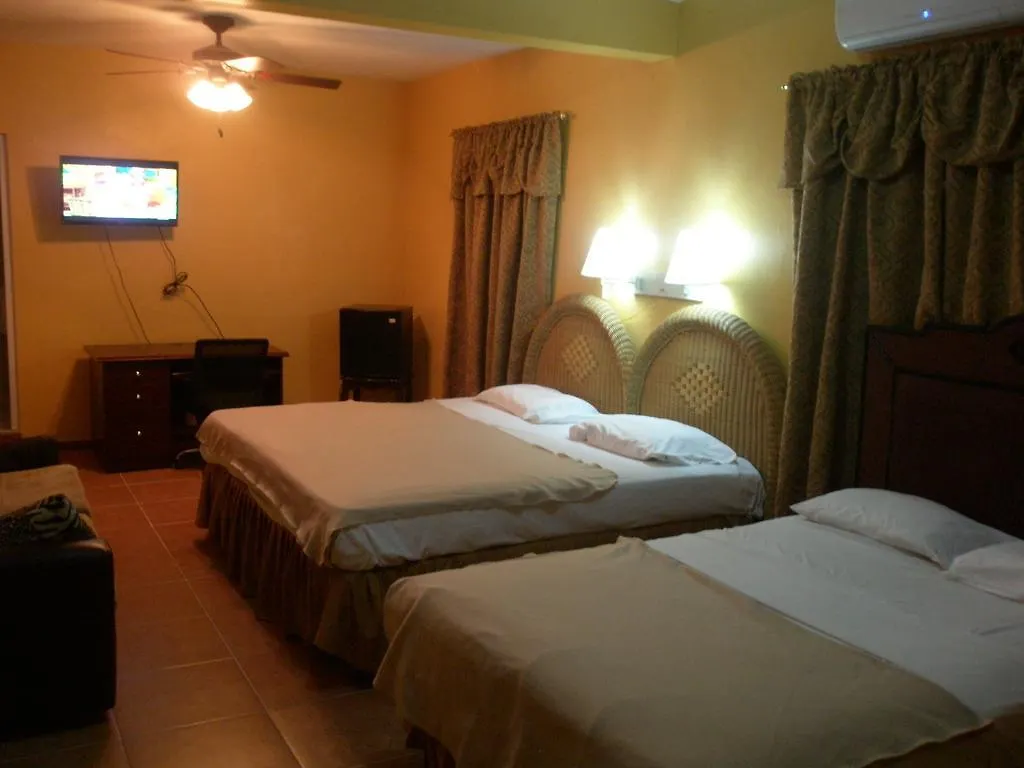 Hotel Karma La Romana 3*,
